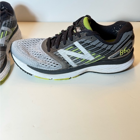 New Balance 860 Shoes Men's Size 9  Gray Sneaker Low Top Lace - Picture 4 of 6